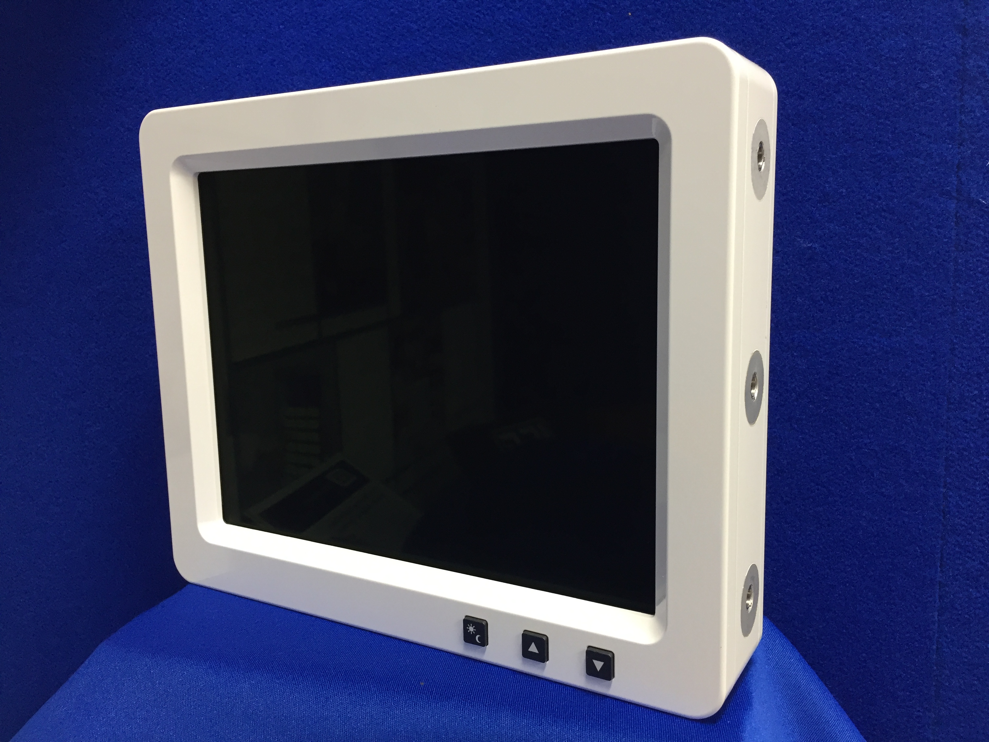 10.4" Ground Vehicle Display